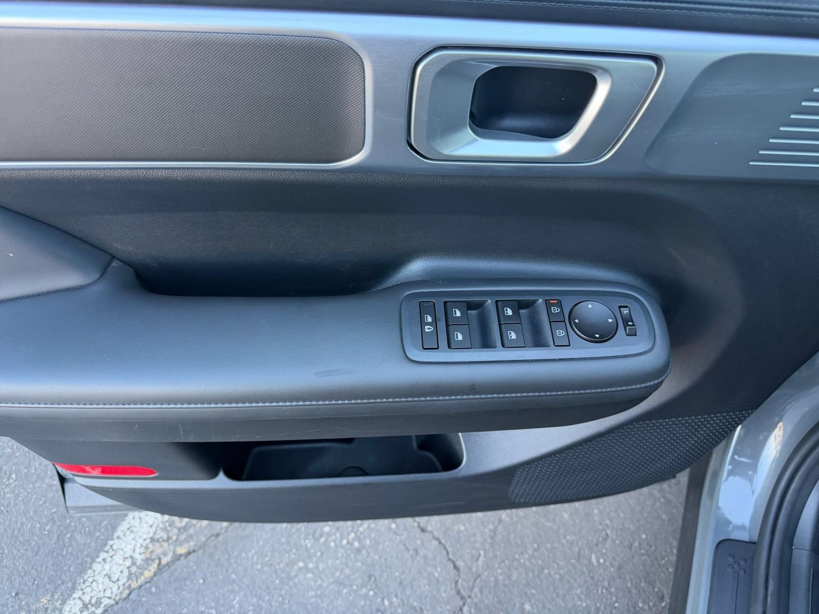 Used 2026 Hyundai Santa Fe SEL FWD image 18