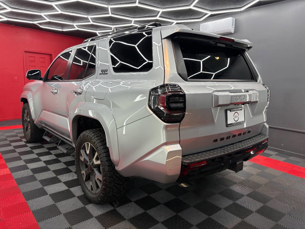 Used 2025 Toyota 4Runner TRD Sport Premium image 6