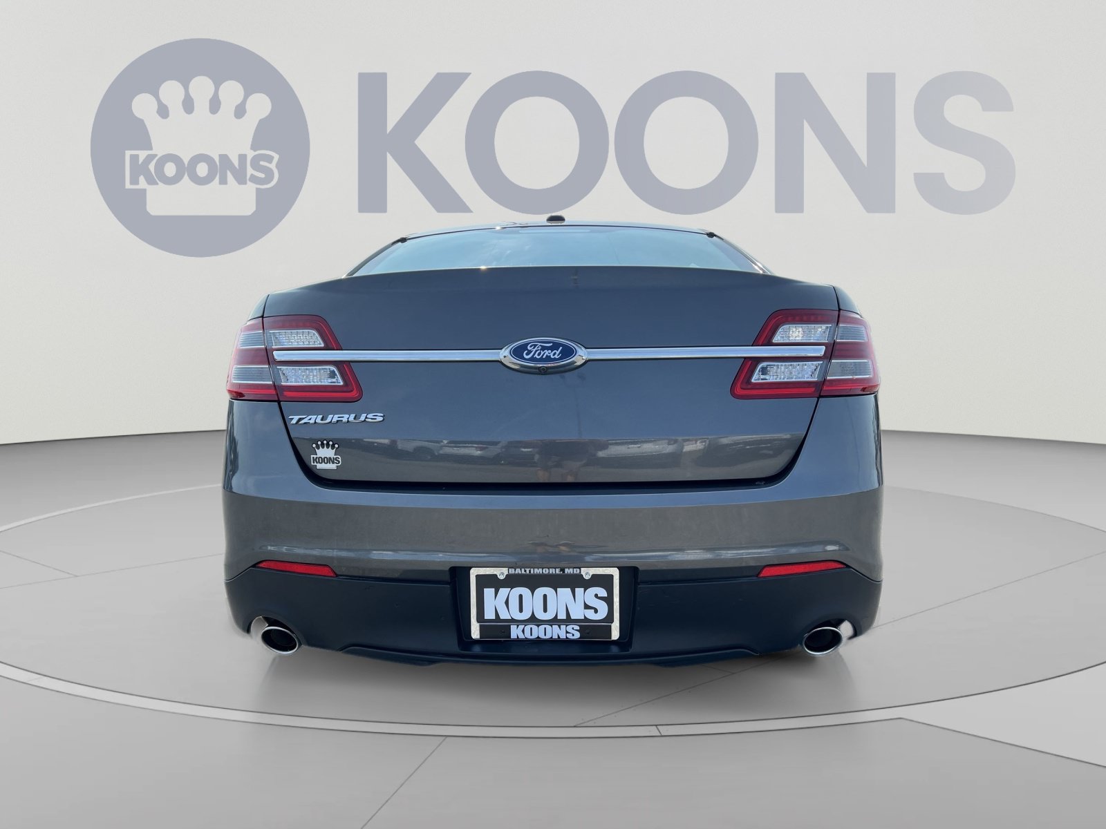 Used 2015 Ford Taurus SE FWD image 5