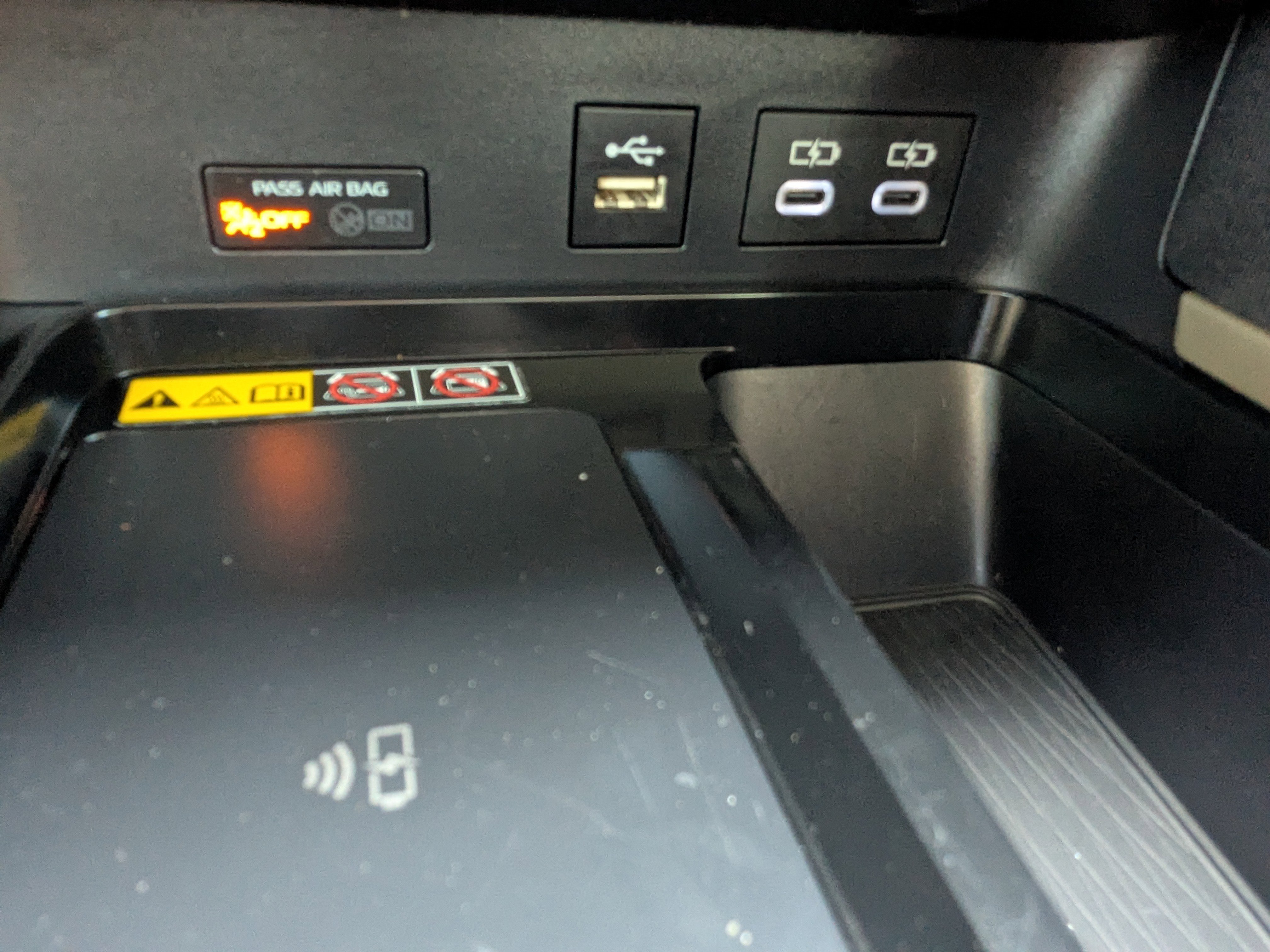 Used 2025 Toyota Camry LE FWD image 26