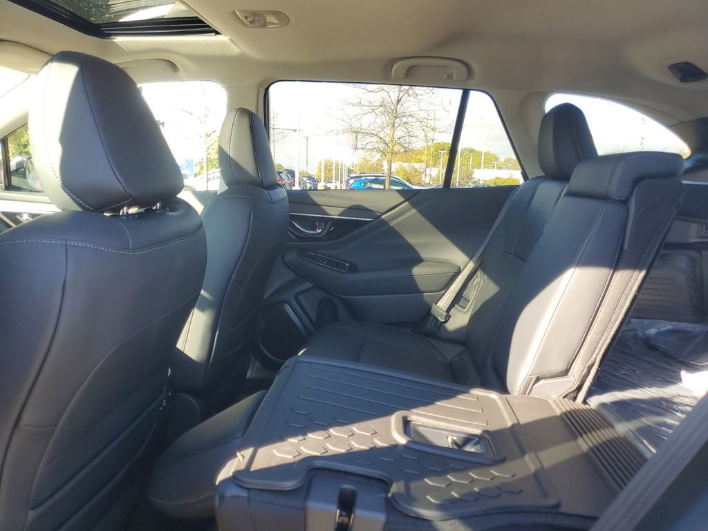 Certified 2025 Subaru Outback Touring XT AWD/4WD image 28