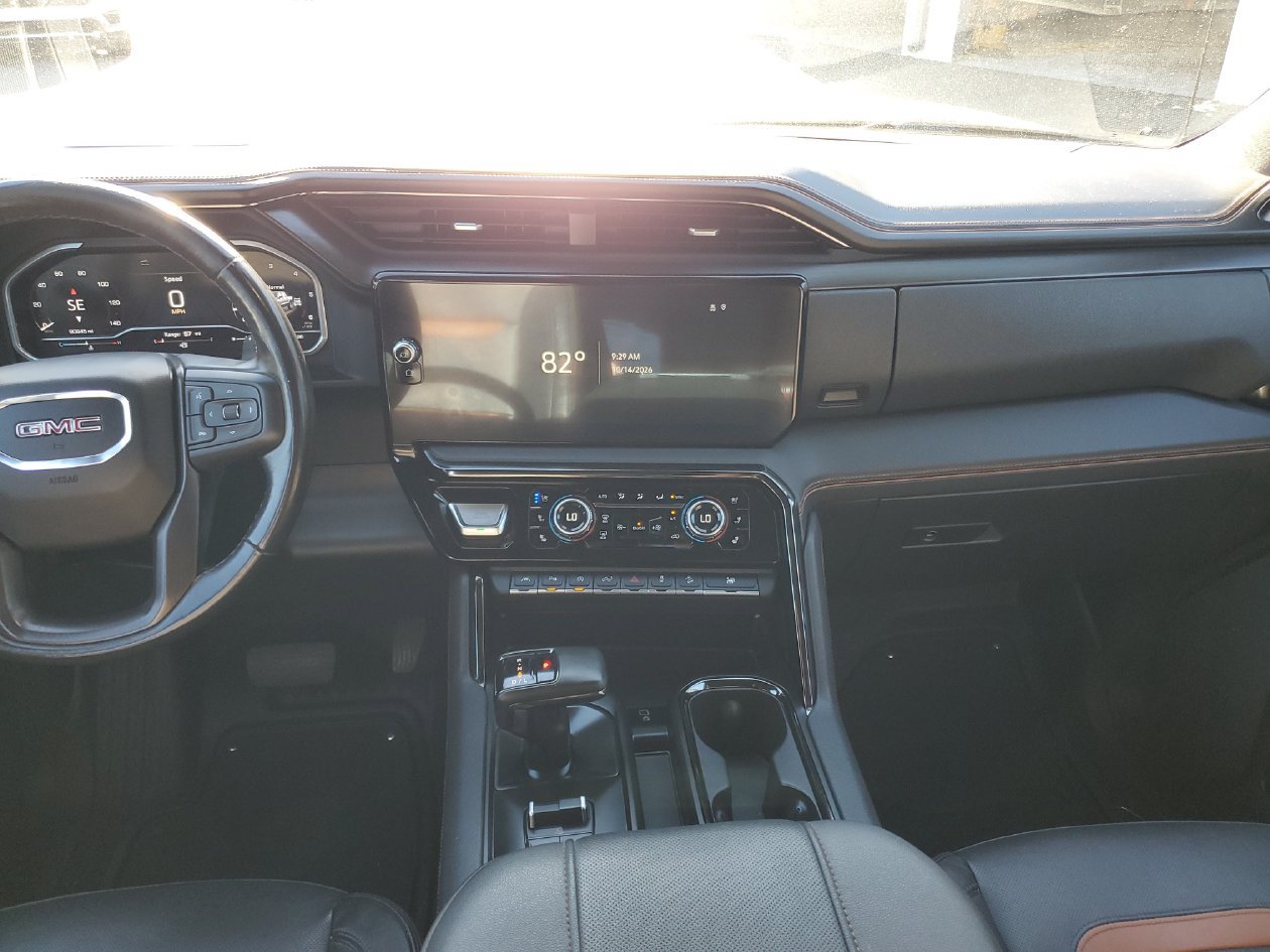Used 2023 GMC Sierra 1500 AT4 w/ AT4 Premium Package AWD/4WD image 14