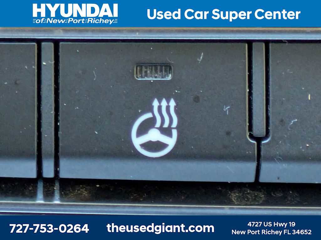 Used 2015 Hyundai Sonata Limited w/ Option Group 06 FWD image 28
