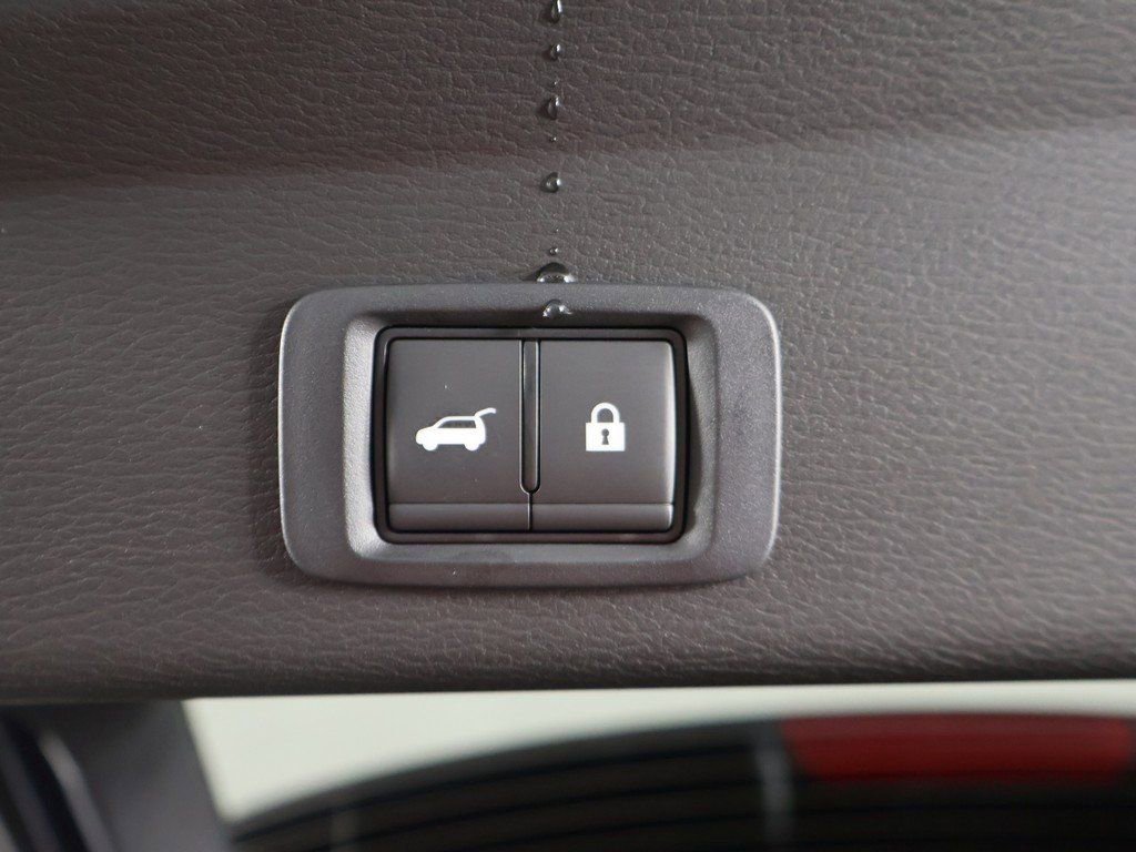 New 2026 Mitsubishi Outlander SE image 23