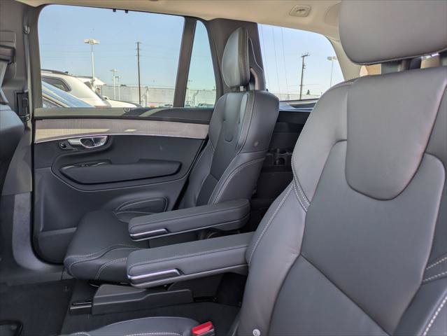 New 2026 Volvo XC90 T8 Ultra w/ Protection Package AWD/4WD image 12