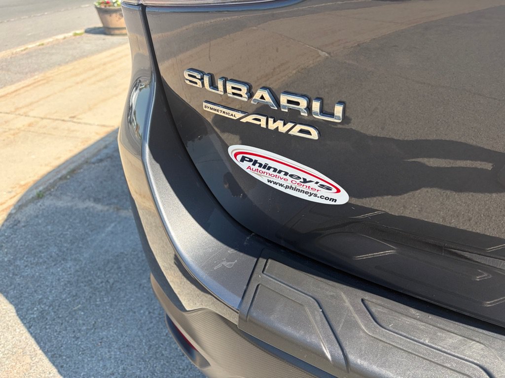 Used 2023 Subaru Forester AWD/4WD image 11