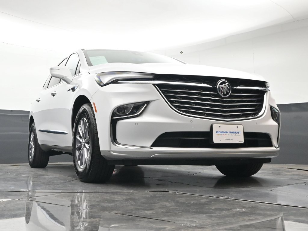Certified 2024 Buick Enclave Essence AWD/4WD image 30