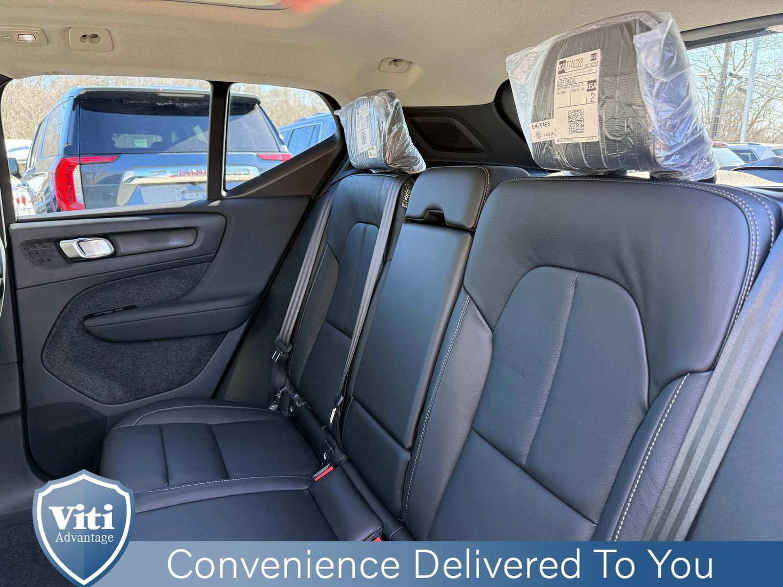 New 2026 Volvo XC40 B5 Plus w/ Protection Package Premier image 14