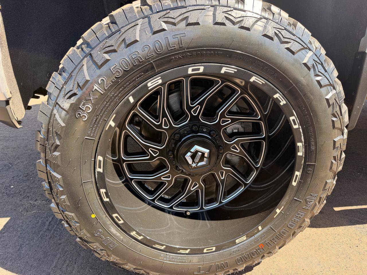 Used 2020 Chevrolet Silverado 1500 RST AWD/4WD image 30