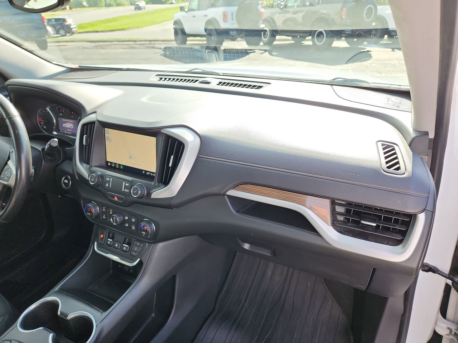 Used 2019 GMC Terrain SLE w/ Driver Convenience Package AWD/4WD image 25