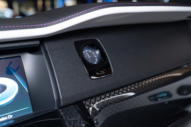 Used 2023 Rolls-Royce Cullinan Black Badge AWD/4WD image 20