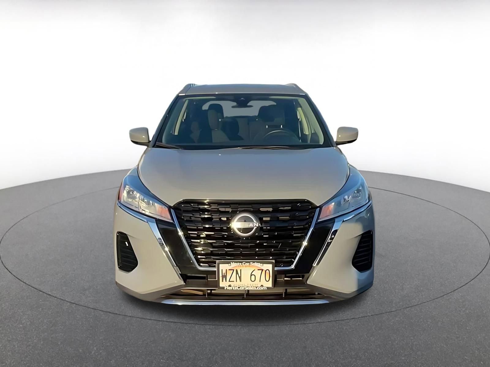 Used 2024 Nissan Kicks SV FWD image 4