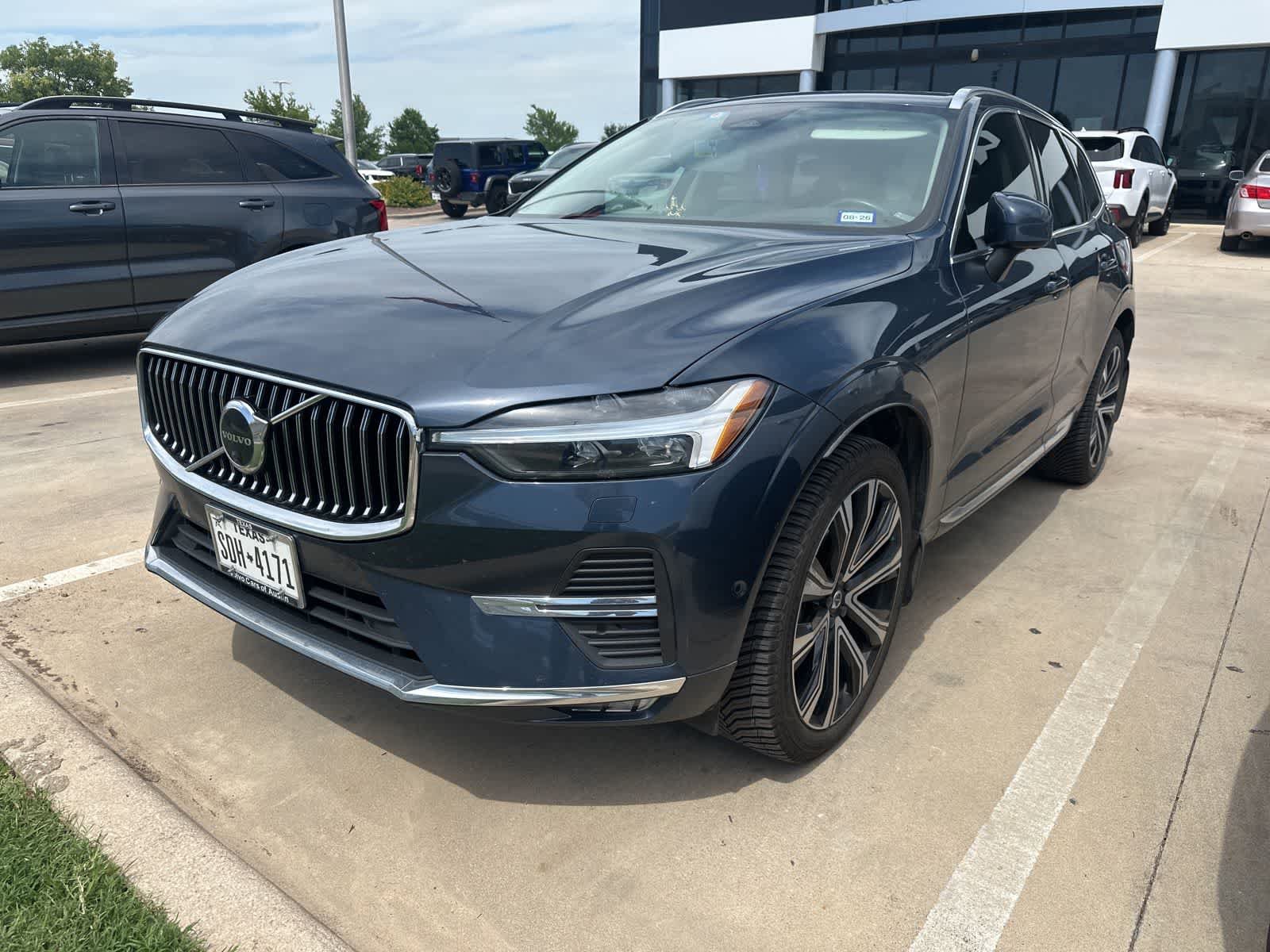 Used 2023 Volvo XC60 B5 Ultimate w/ Climate Package