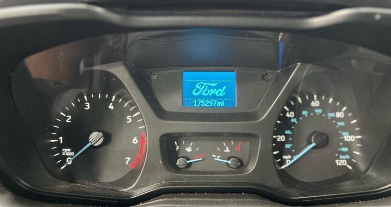 Used 2018 Ford Transit 350 XLT image 10