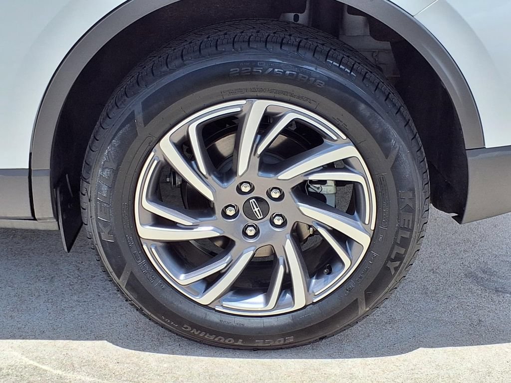 Used 2023 Lincoln Corsair FWD image 25