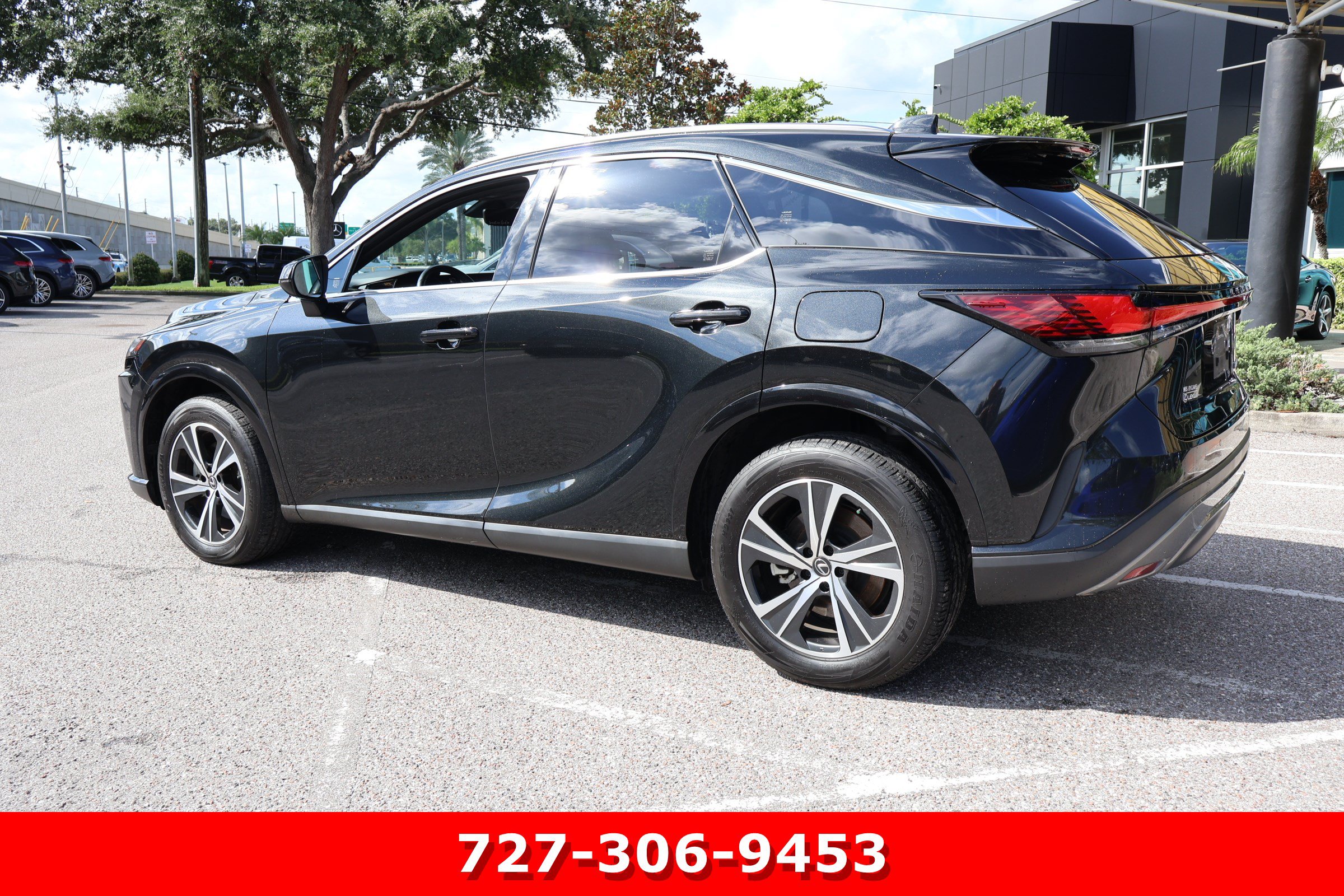 Used 2024 Lexus RX 350 Premium w/ Cold Area Package FWD image 7