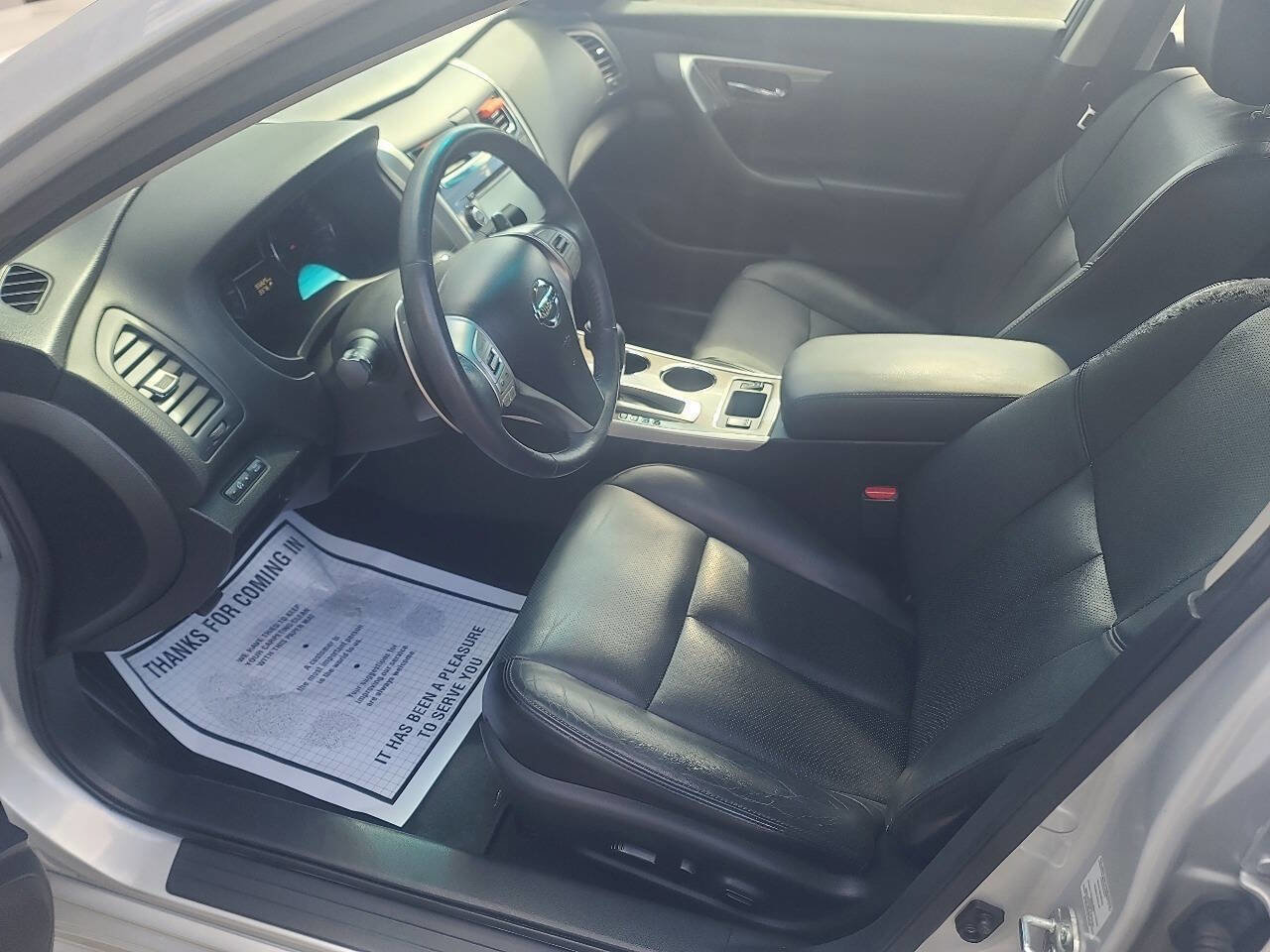 Used 2015 Nissan Altima 3.5 SL FWD image 11