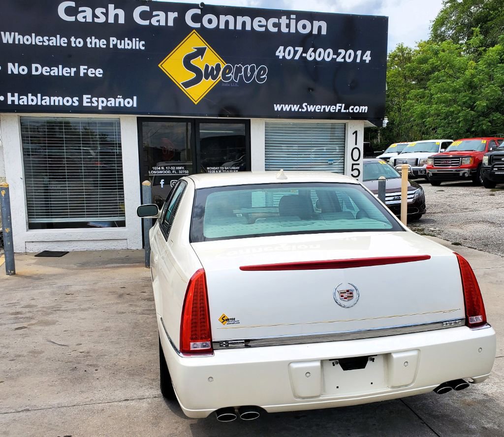Used 2011 Cadillac DTS Premium FWD image 13