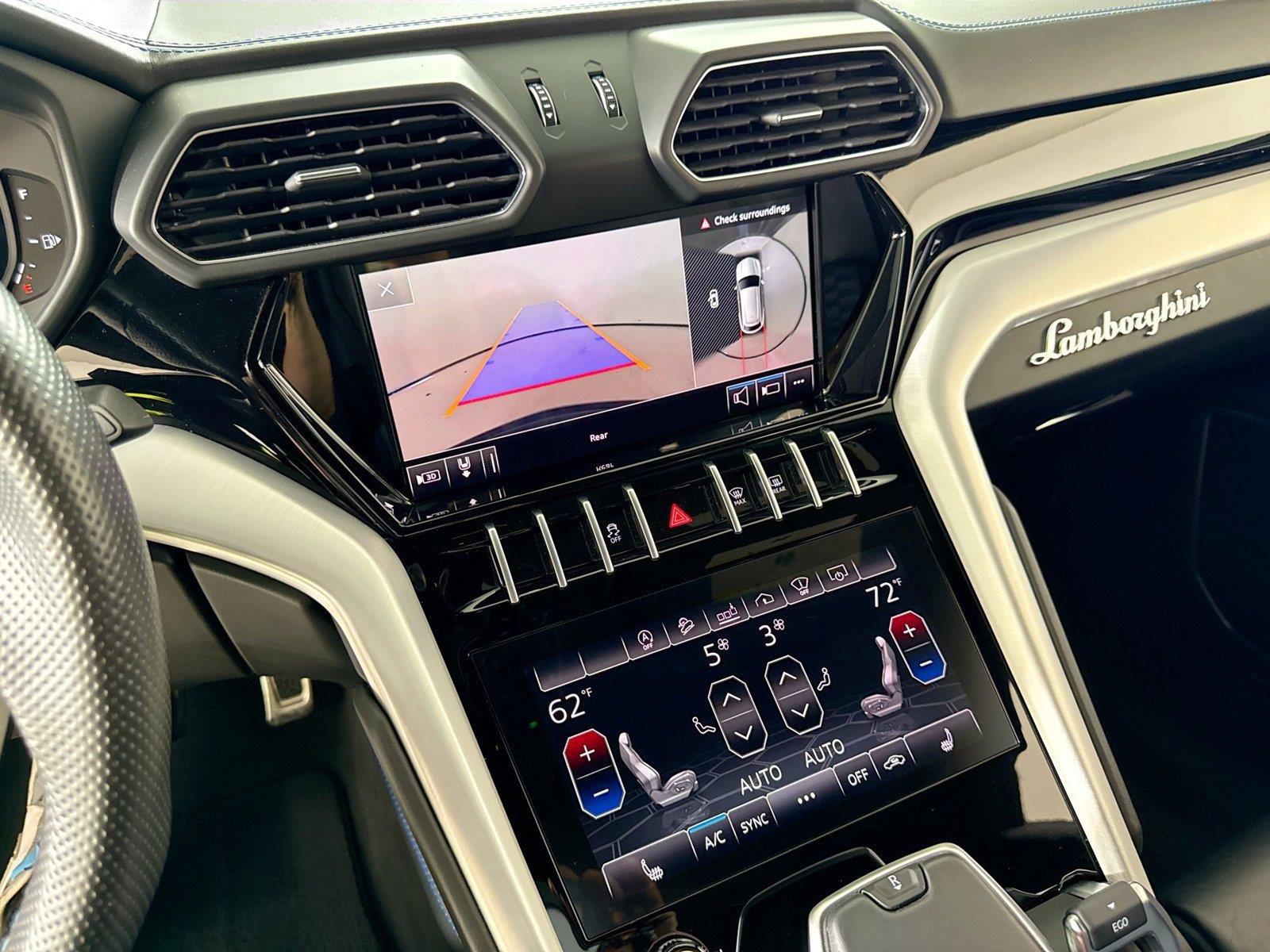 Used 2020 Lamborghini Urus AWD/4WD image 19