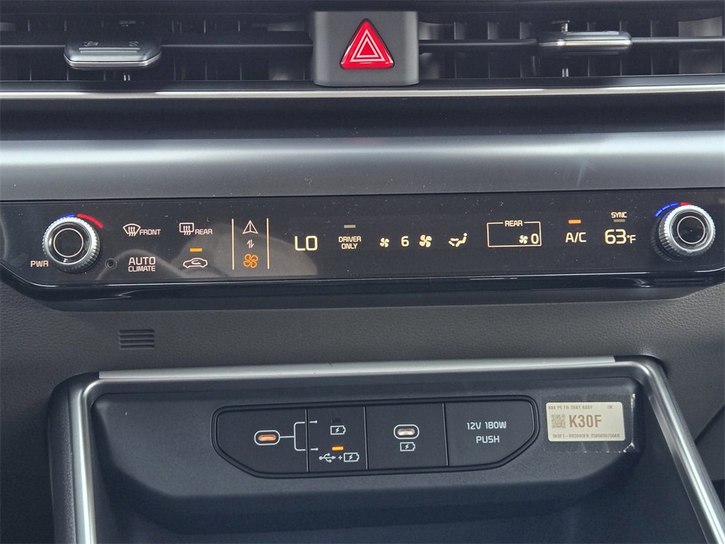 New 2026 Kia Carnival LXS image 14