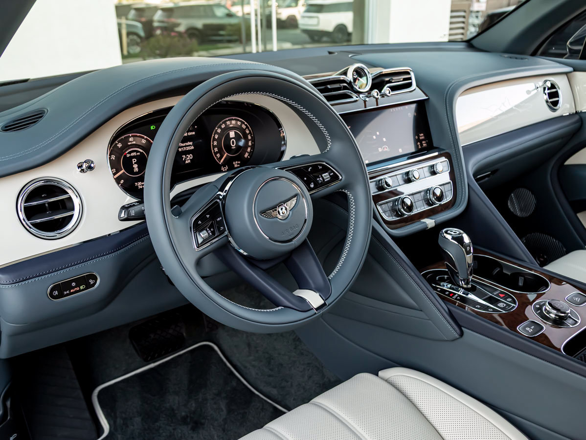 New 2027 Bentley Bentayga AWD/4WD image 4