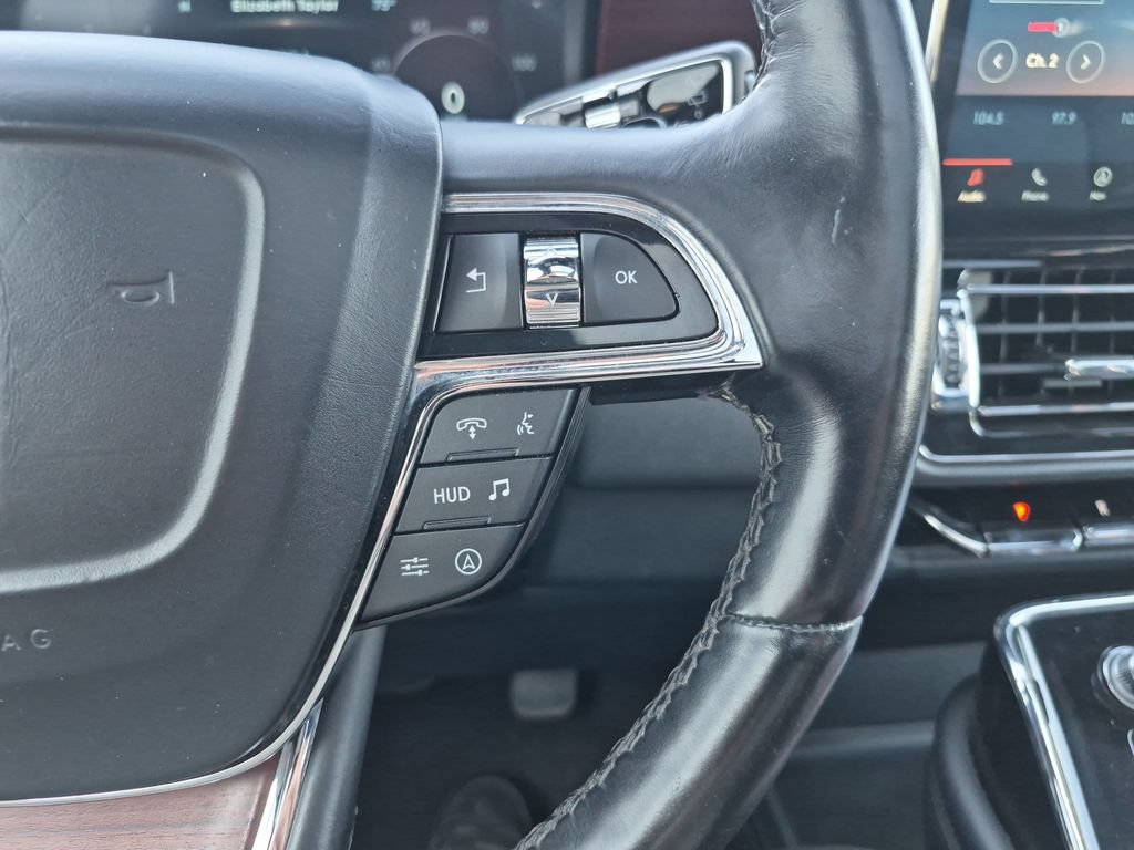 Used 2023 Lincoln Navigator Reserve AWD/4WD image 27