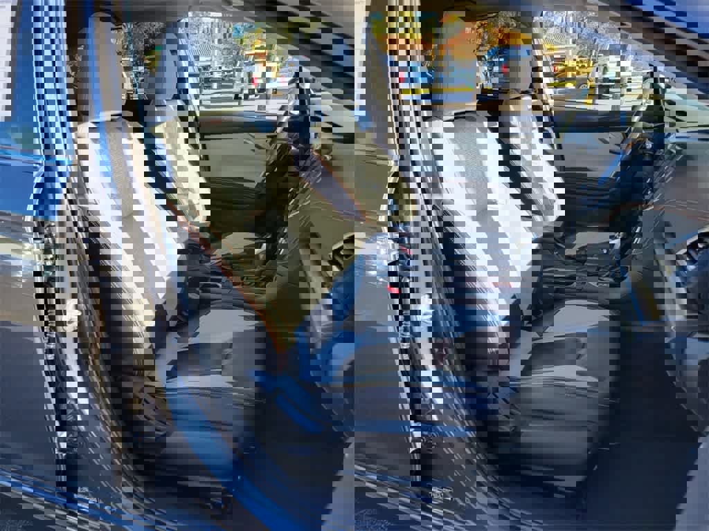 Used 2023 Subaru Crosstrek 2.5i Limited w/ Moonroof Package image 15