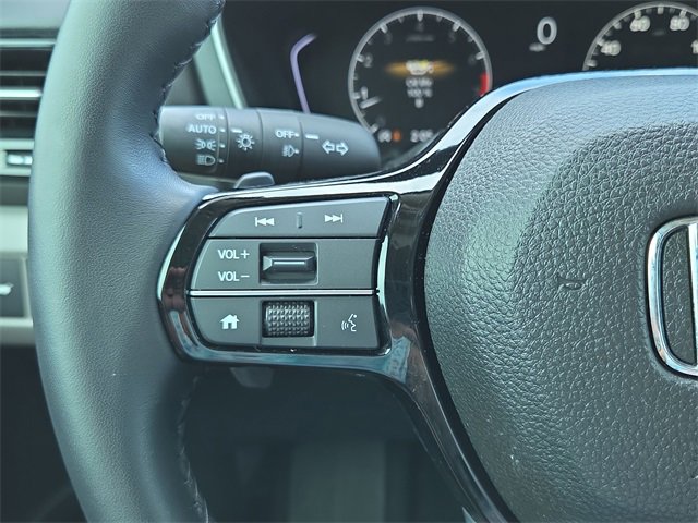 Certified 2025 Honda Pilot EX-L image 19