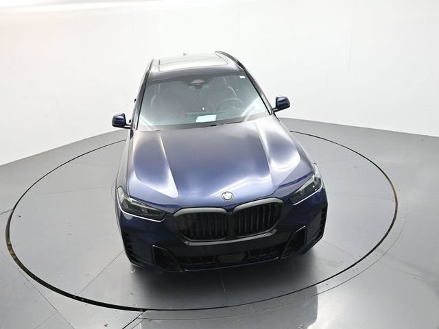 Used 2025 BMW X5 xDrive40i w/ M Sport Package AWD/4WD image 47