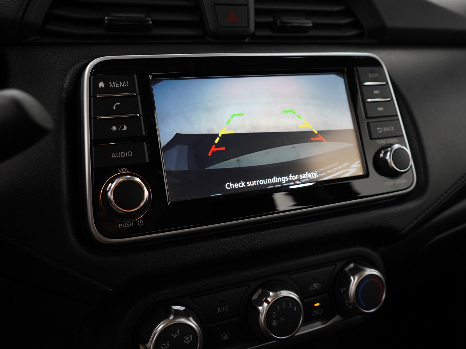 Used 2024 Nissan Versa S w/ S Plus Package image 23