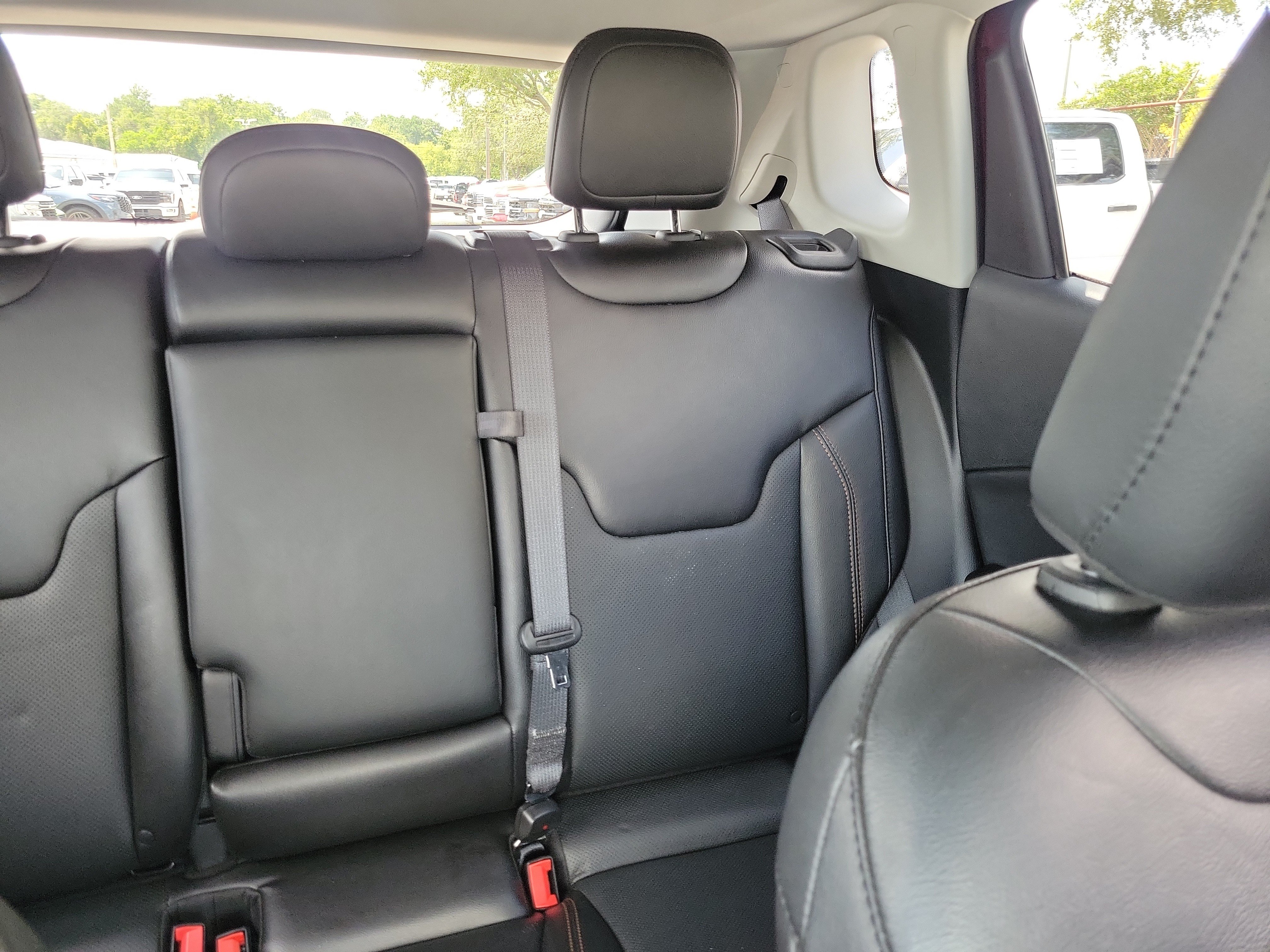 Used 2021 Jeep Compass Limited AWD/4WD image 12