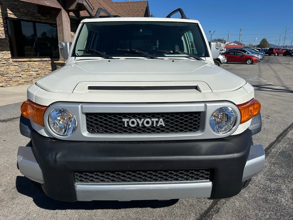Used 2010 Toyota FJ Cruiser 2WD image 8