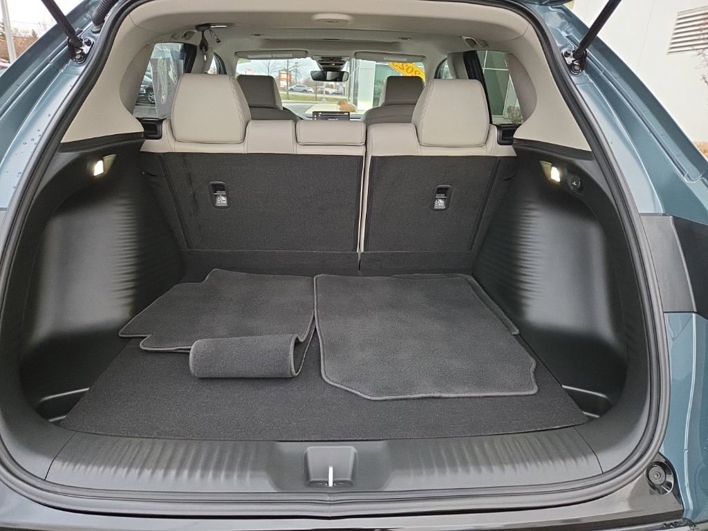 Used 2025 Honda HR-V EX-L image 12