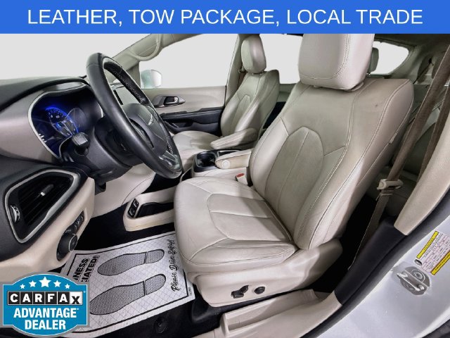 Used 2021 Chrysler Pacifica Touring-L FWD image 20