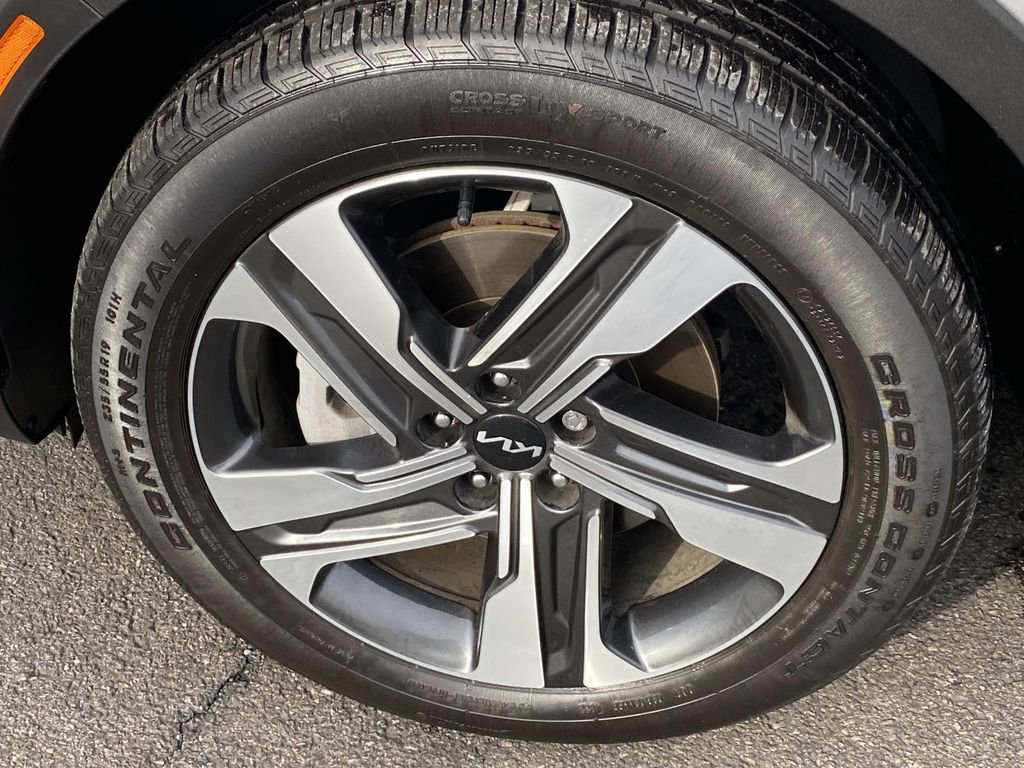 Used 2023 Kia Sorento EX image 31