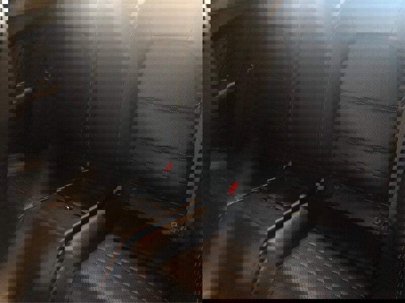 Used 2015 Mercedes-Benz C 250 Coupe image 10