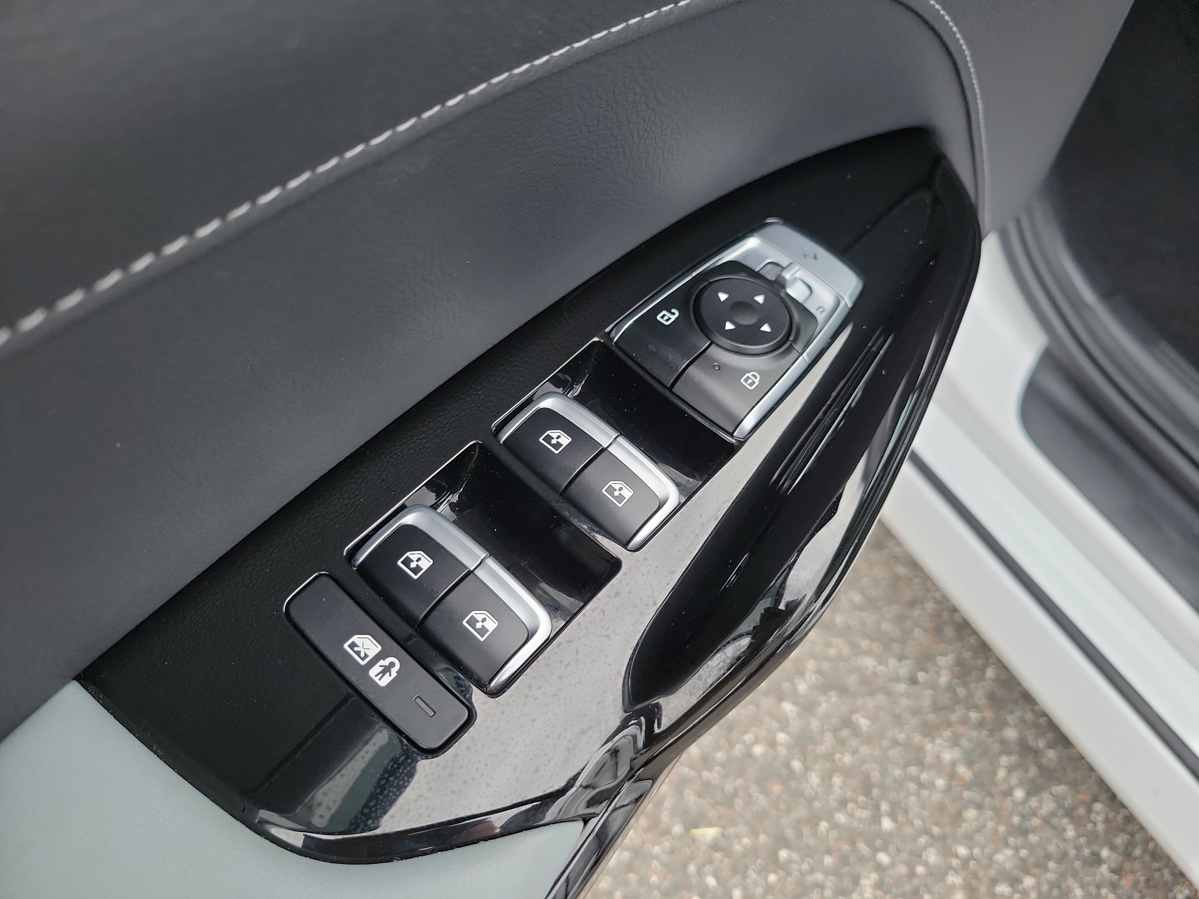 Certified 2023 Kia K5 EX w/ EX Premium Package FWD image 18