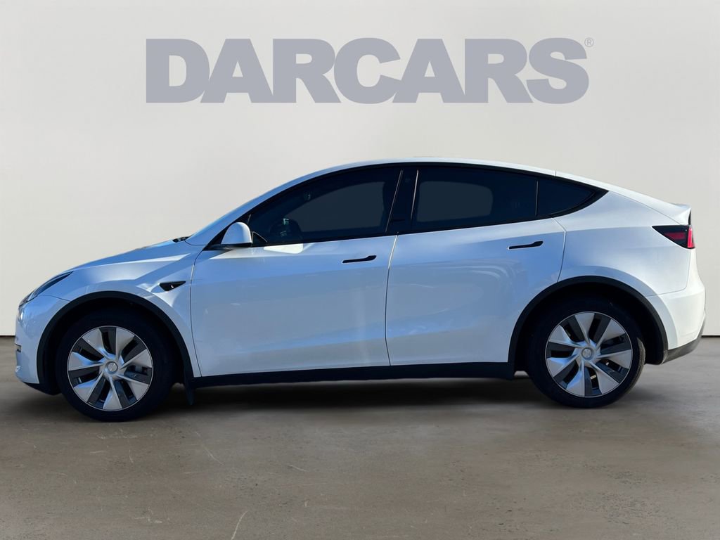 Used 2023 Tesla Model Y Long Range image 3