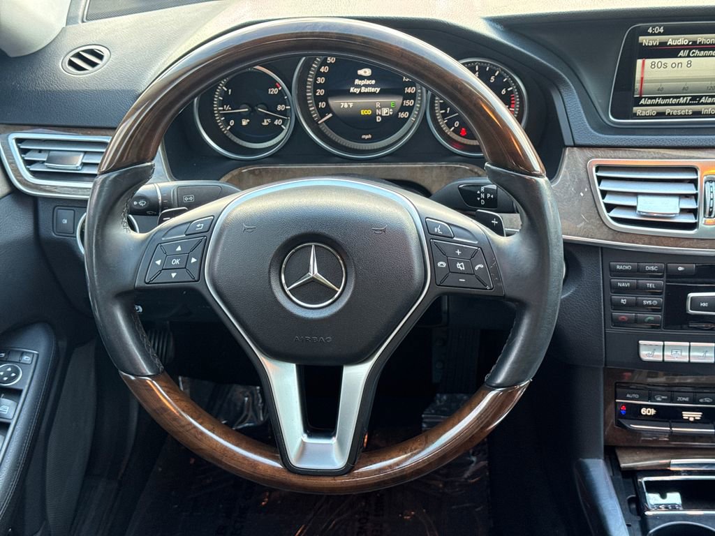 Used 2014 Mercedes-Benz E 350 Sedan image 24