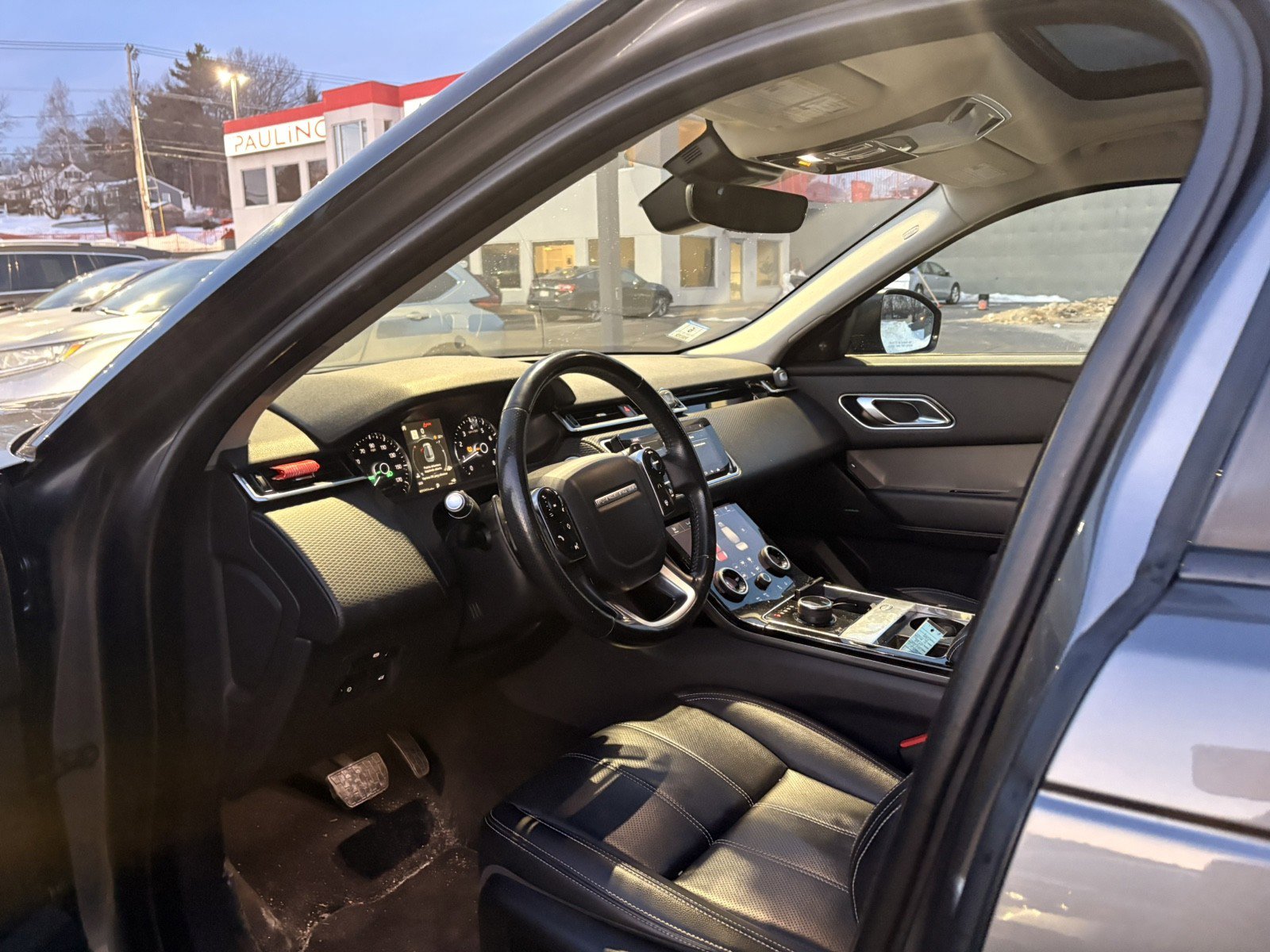 Used 2018 Land Rover Range Rover Velar S image 14