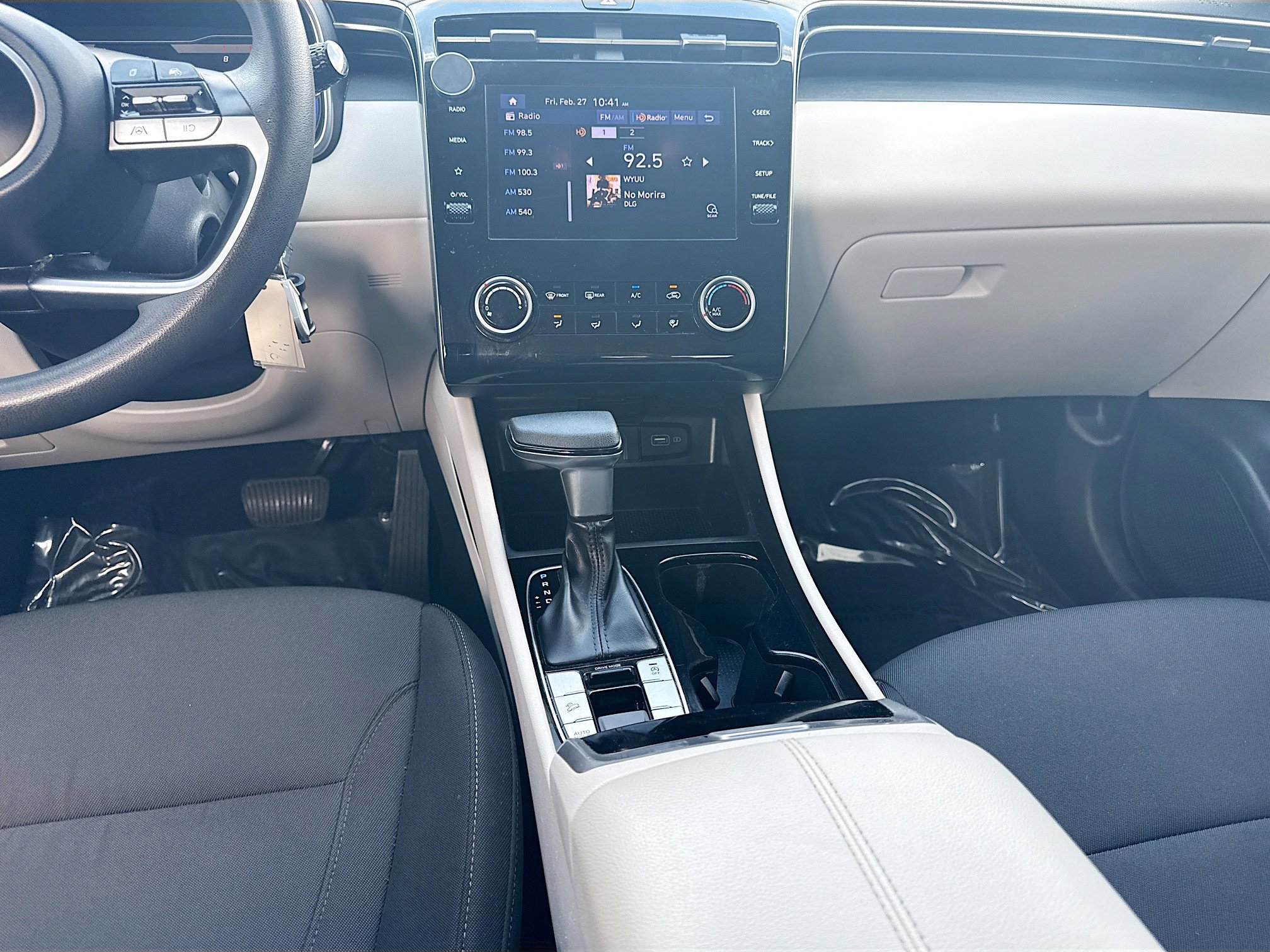 Used 2022 Hyundai Tucson SE image 17