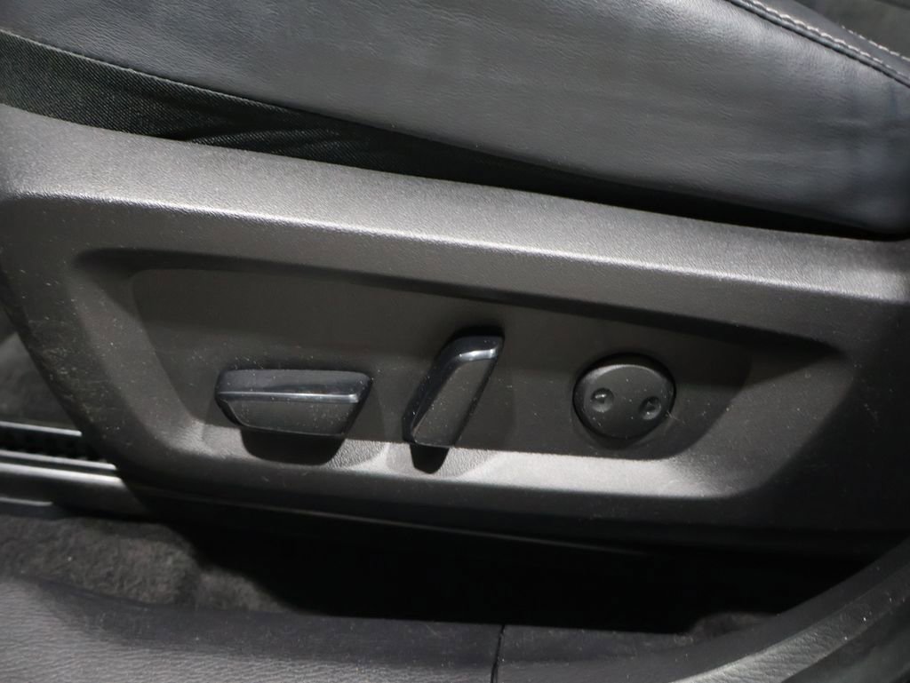 Used 2024 Mitsubishi Outlander SE image 12