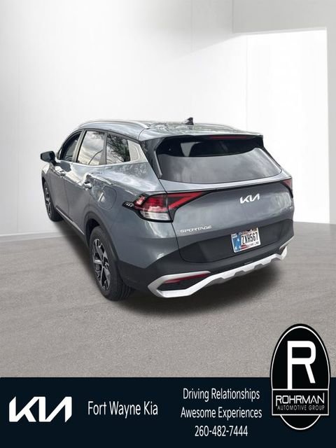 Certified 2025 Kia Sportage EX AWD/4WD image 3