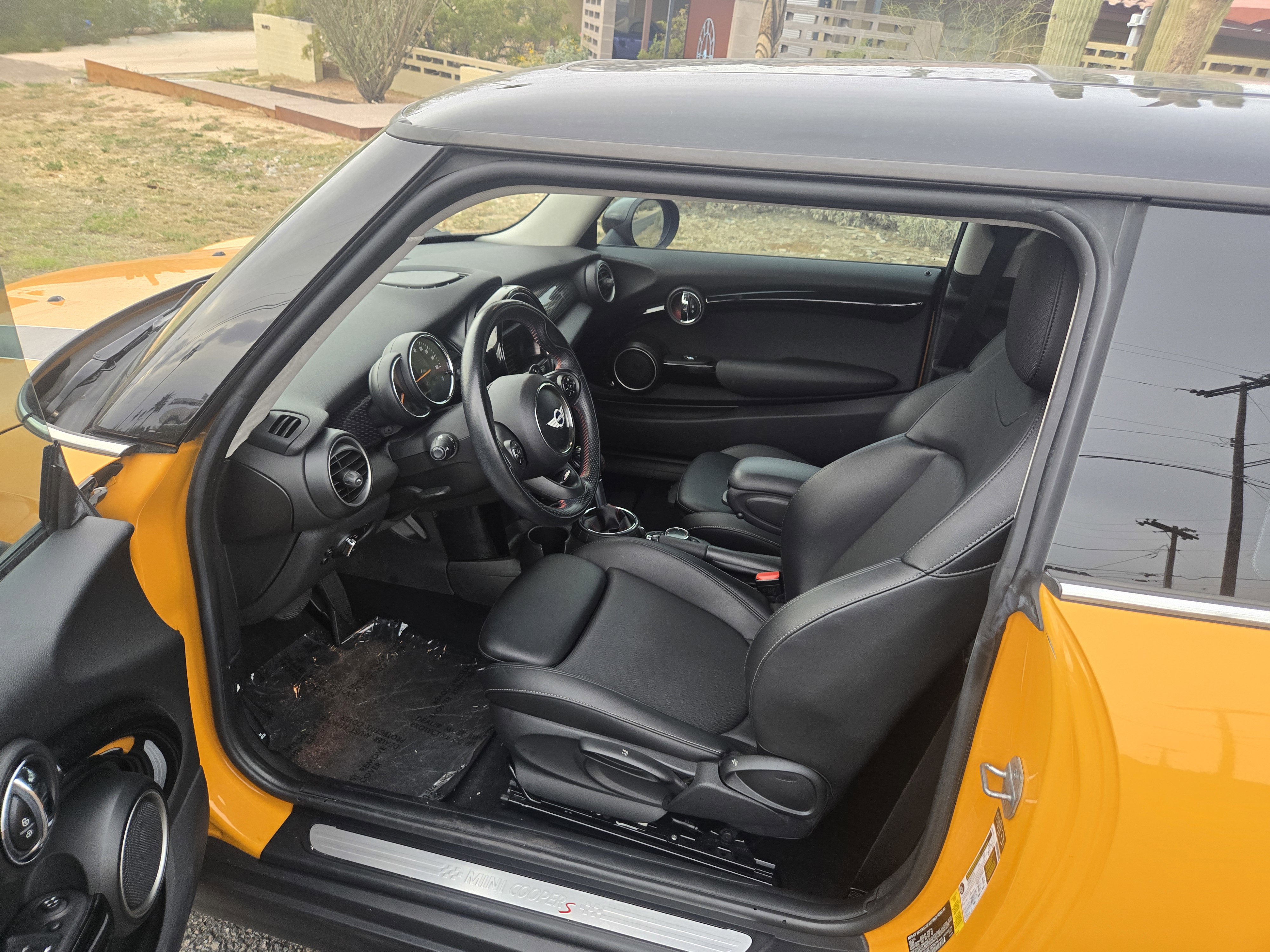 Used 2014 MINI Cooper S image 11