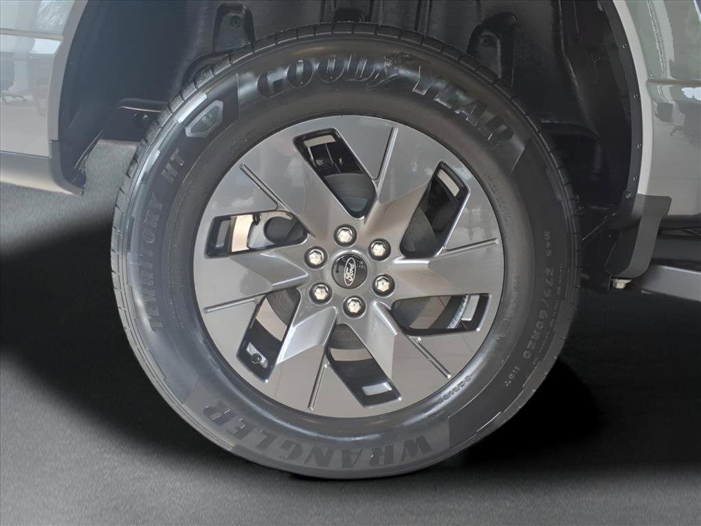New 2025 Ford F150 Lightning Flash image 5