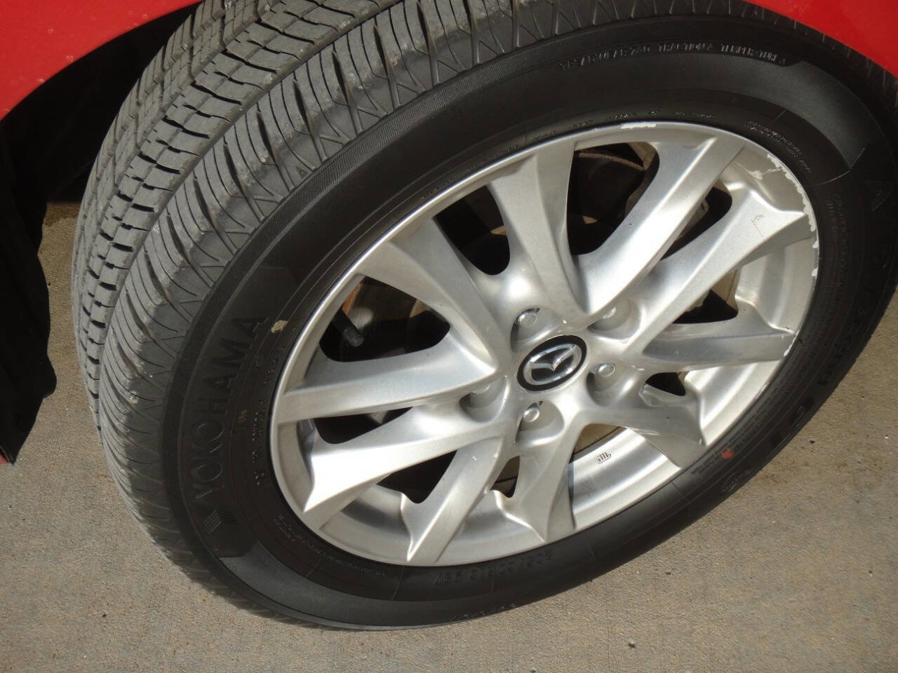 Used 2017 MAZDA MAZDA3 Sport w/ Preferred Equipment Package FWD image 19