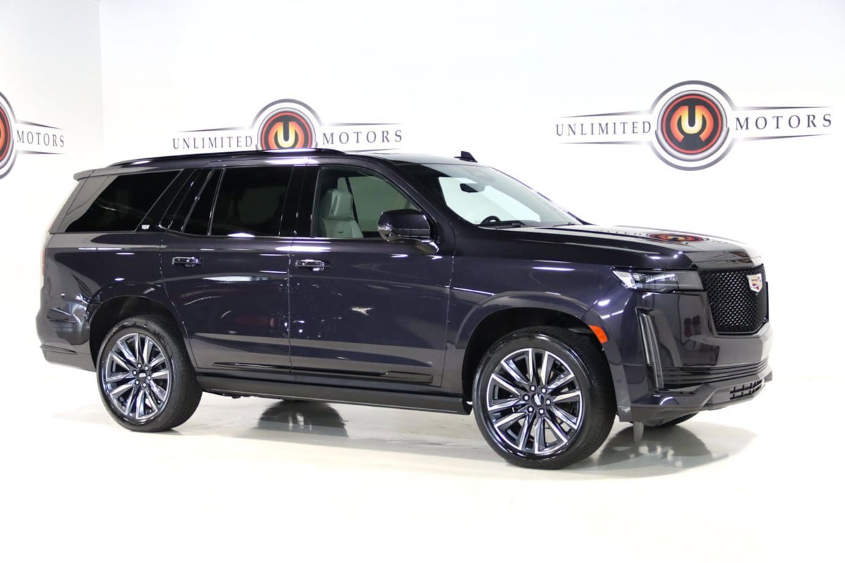 Used 2024 Cadillac Escalade Sport w/ Touring Package image 7