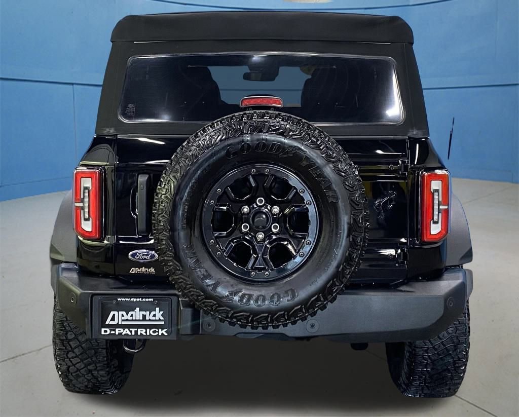 Used 2023 Ford Bronco Wildtrak image 10