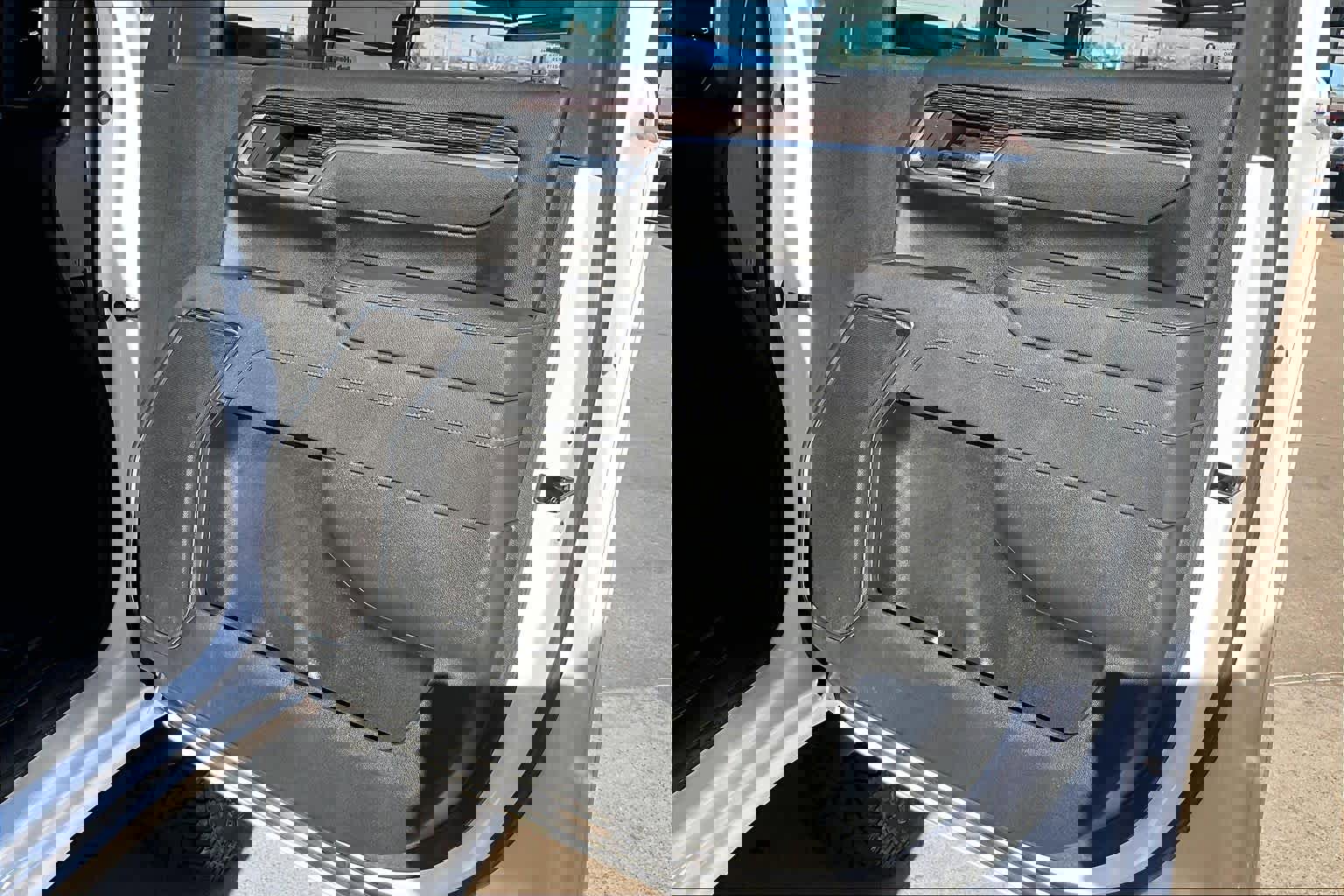 Used 2025 GMC Sierra 2500 SLE image 28