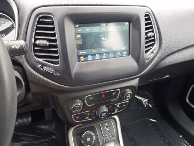 Used 2021 Jeep Compass Sport AWD/4WD image 35